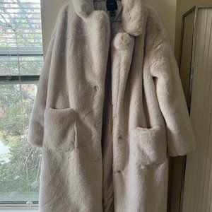 Fluffy white faux fur coat S